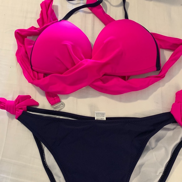 Brand New! Never worn! - Picture 1 of 4